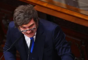 javier-milei-enojado-el-congreso