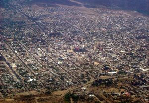 Vista aérea de San Fernando del Valle de Catamarca. Foto: Wikimedia Commons.