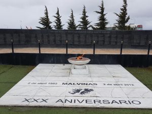 Plaza Islas Malvinas, en Ushuaia, Tierra del Fuego. Foto: Wikimedia Commons.