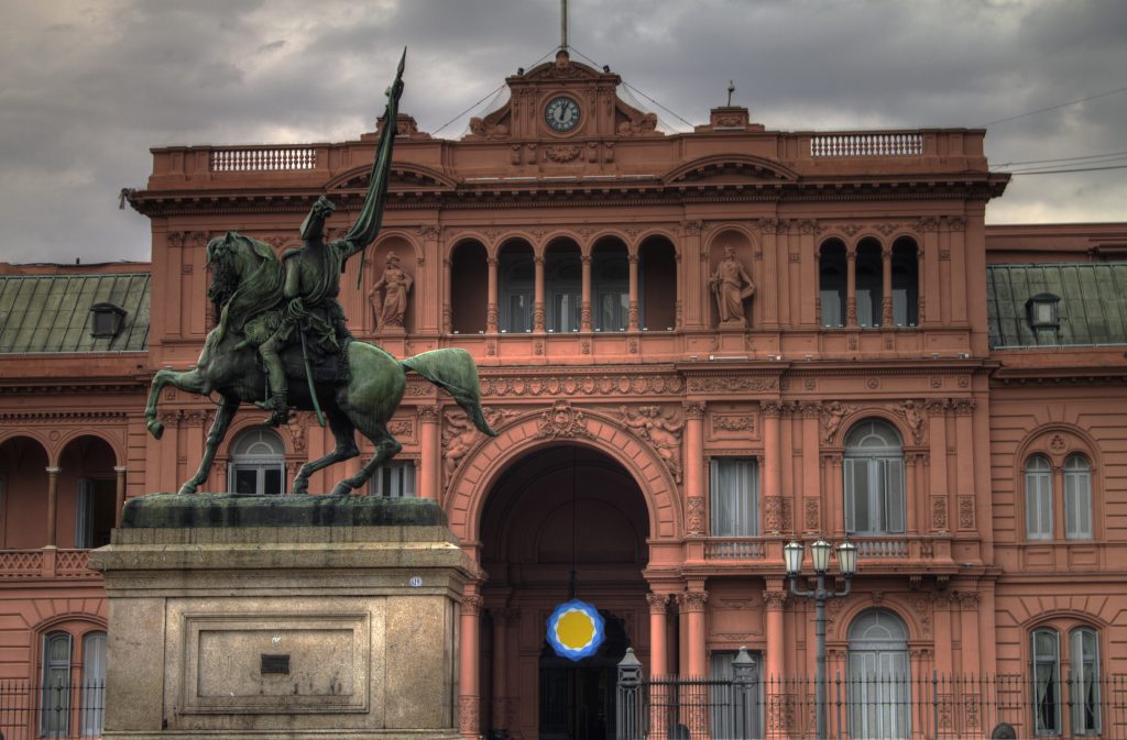 La Casa Rosada, sede del Poder Ejecutivo argentino, en Buenos Aires. Foto: Wikimedia Commons.