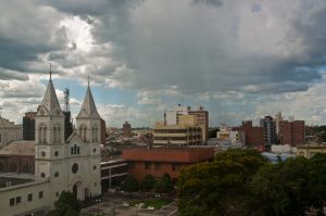 Vista de Concordia, a la vera del río Uruguay. Foto: Wikimedia Commons.