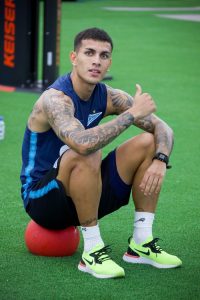 El mediocampista Leandro Paredes. Foto: Wikimedia Commons.