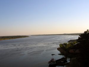 El río Paraguay, en el litoral norte argentino. Foto: Wikimedia Commons.