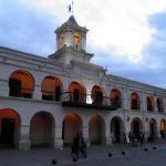 Sáenz juega en Salta la carta de un tercer mandato y empieza a mirar hacia la política nacional